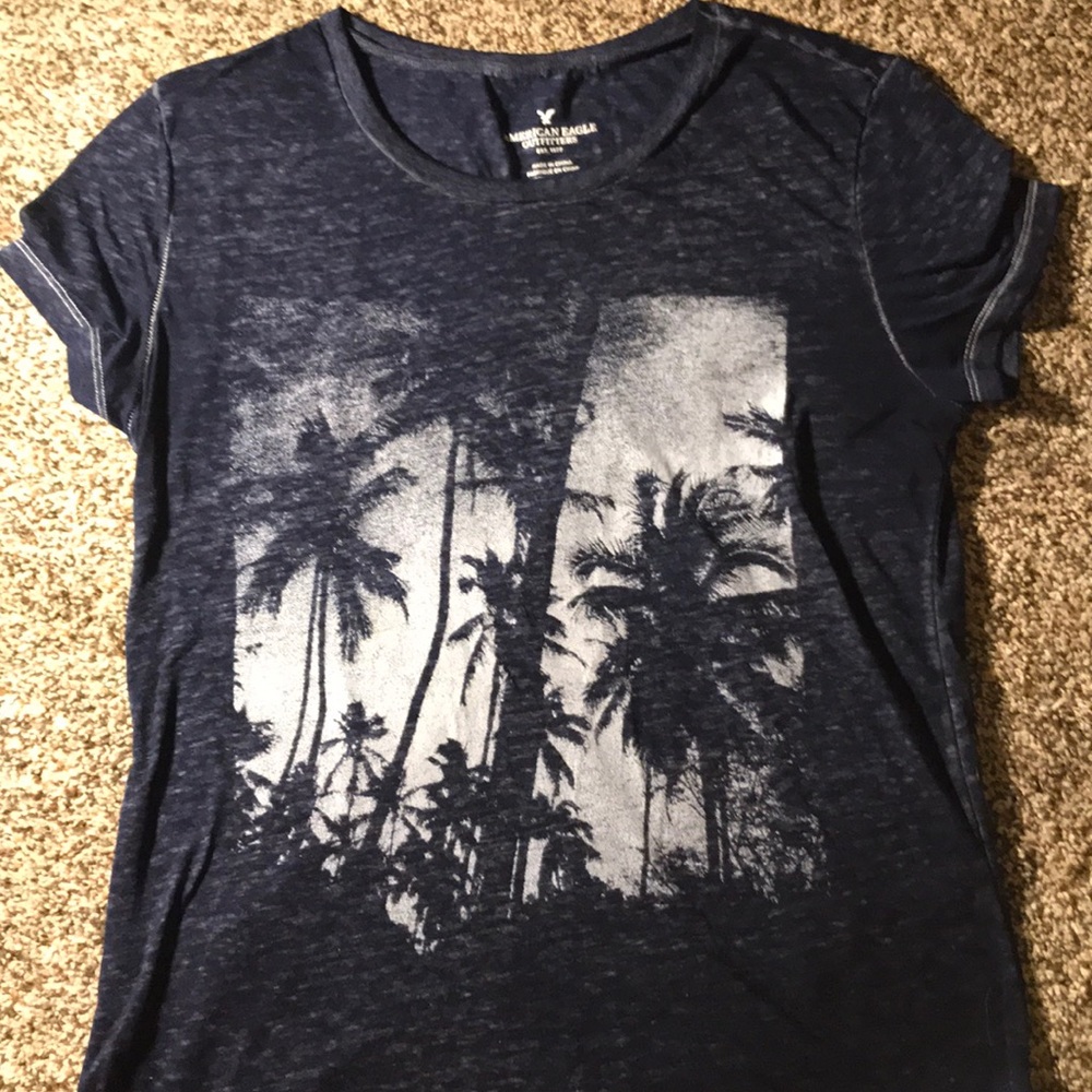 American Eagle t-shirt